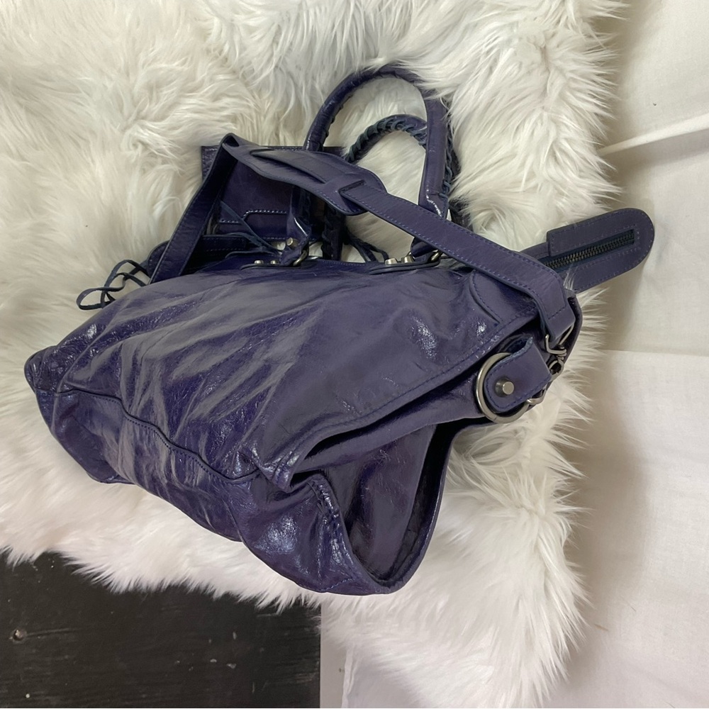 Lush Women's Purple Two Way Shoulder Bag With Card Holder - Picture 12 of 17